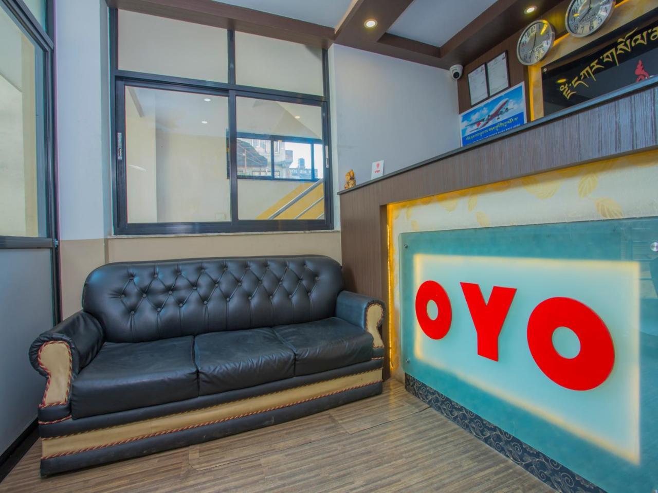 Oyo 255 White Zambala Hotel Kathmandu Bagian luar foto